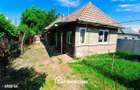 Mureseni - Casa 80 mp - Teren 784 mp - singur in curte - 8
