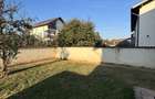Casa cu 4 camere de inchiriat in suburbie
