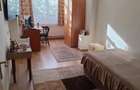 Apartament cu 4 camere decomandat în Central - 3