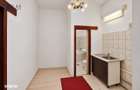 Piata Sfatului, 41 mp., ideal regim hotelier, de amenajat la interior