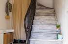 Apartament la casa central, 3 camere si curte privata - 5
