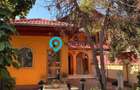 Vila de vanzare in Sector 4 - 323 mp utili - 10 camere - Giurgiului