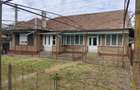 Casă individuală cu 3 camere cu Teren 5000 Mp în Abrămuț - 2