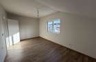 Duplex Cu 4 Camere, Mosnita Noua