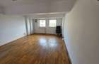 Duplex pe B-ul Unirii, rond Alba Iulia, bloc stradal, vedere mixta