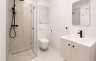 Apartament cu 3 camere, decomandat - zona Tractorul - 2