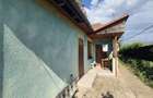 Casa si teren de vanzare - 1
