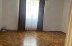 Casă cu 2 camere cu Teren 300 Mp în Central - 3