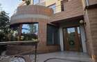 PROPRIETAR inchiriez Vila P+2+Terasa (inclusiv Rooftop)