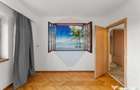 Apartament de vanzare cu 4 camere decomandat - Zona Intim - 9