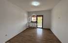 Casa individuala de inchiriat | 4 camere | Curte proprie | Zona linist