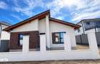 Casă cu 5 camere cu Teren 424 Mp în Cetate