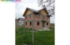 Casa la rosu de vanzare - Lipanesti