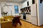 Inchiriez apartament cu 3 camere decomandat - 1