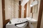 Apartament 3 camere Ultracentral, Radauti, etaj 1