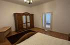 Apartament elegant cu 2 camere, loc de parcare ?i curte comuna Mara?ti