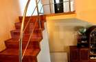 Casă de vânzare 7 camere, 300 mp utili, teren 839 mp, zonă centrală