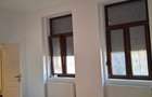 Vand apartament una camera, direct proprietar, fara comision, situat in Arad, ultracentral, Piata Reconcilierii, parter, pret 51.900 euro negociabil - 4