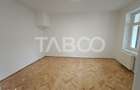Apartament 2 camere de inchiriat - Str Alexandru Xenopol - comision 0 - 5
