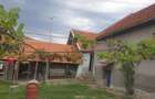 Casă cu 3 camere în Dezești - 1