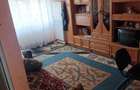 De vanzare -apartament 2 camere decomandat 22.000 pret este negociabil nr.tel 0770834054 - 5