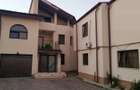 Vila P + 2E Gavana - 450mp.