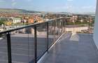 Inchiriez apartament 2 camere Pod Ira