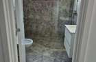 Proprierar Ofer pentru inchiriere 3 Camere - 8