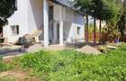 Casa spatioasa, de vanzare, cu 10 camere, 200 mp, zona semicentrala - 13