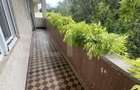 Apartament de vanzare, 160 mp, teren 165 mp, zona Strandului