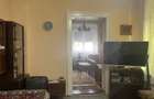 Vand casa situata central , str.L.Rebreanu , langa parcul din strand