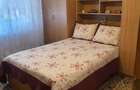 Inchiriez pe termen lung apartament 3 camere mobilat + loc parcare in Tulcea cartier E3 strada Aleea Cristina la etajul 3 din 4 cu contract snaf.