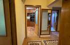 Se cauta 1 fata sau 2 fete pentru un apartament cu 4 camere 86 mp