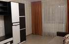 Apartament de vanzare, 2 camere, decomandat - 1