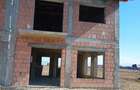 Casa tip duplex 120 mp Izvor