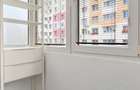 3 camere decomandate Două balcoane Parcare inclusă - Titan–Basarabia