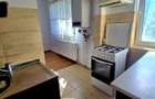 Vanzare Apartament 3 camere , etaj 1, Micro 8, Târgoviște
