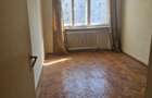 Apartament 4 camere, semidecomandat, nemobilat - 9