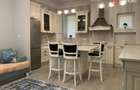 Apartament cu 3 camere, parter inalt - Central - 2