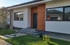 Inchiriere casa 4 camere Tunari - 4