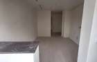 3 camere decomandate Baia Comunala etajul 1 - 9