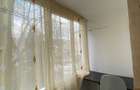 Ofer spre inchiriere apartament 2 camere, semidecomandat, zona Zamca, utilat, centrala termica, termopane, etaj 1. Pret 300 euro + o garantie. - 7