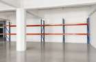 Inchiriez spa?iu comercial 1.050 m , fost magazin MERE, Buzau (E85)