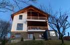 Cabana cu ciubar de inchiriat Vila Fof 5 camere Prahova ciubar Prahova
