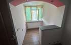 Apartament cu 3 camere, de , zona sud, scoala 8 - 10
