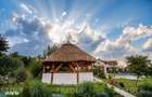 De vanzare complex turistic Casa Varvara(Ocazie unica)