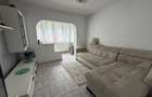 Chirie Apartament / Spatiu Comercial Mioveni, 2 camere, Piata, 55 mp