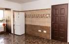 Apartament cu 2 camere de vanzare, etaj 2, zona Baba Dochia, vandut de proprietar