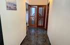 Vanzare apartament 3 camere, mobilat, Targoviste, C.Bucuresti