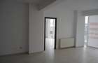 Apartament 100 mp in zona centrala cu parcare inclusa